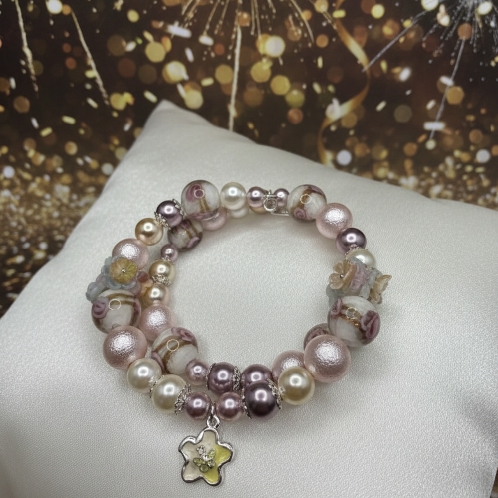 Elegant Pearl and Bead Bracelet